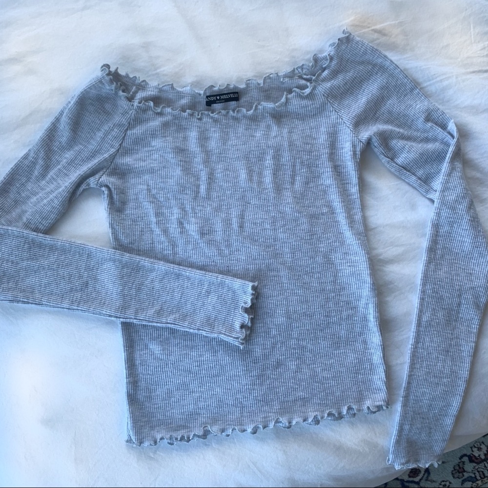 Brandy Melville off the shoulder